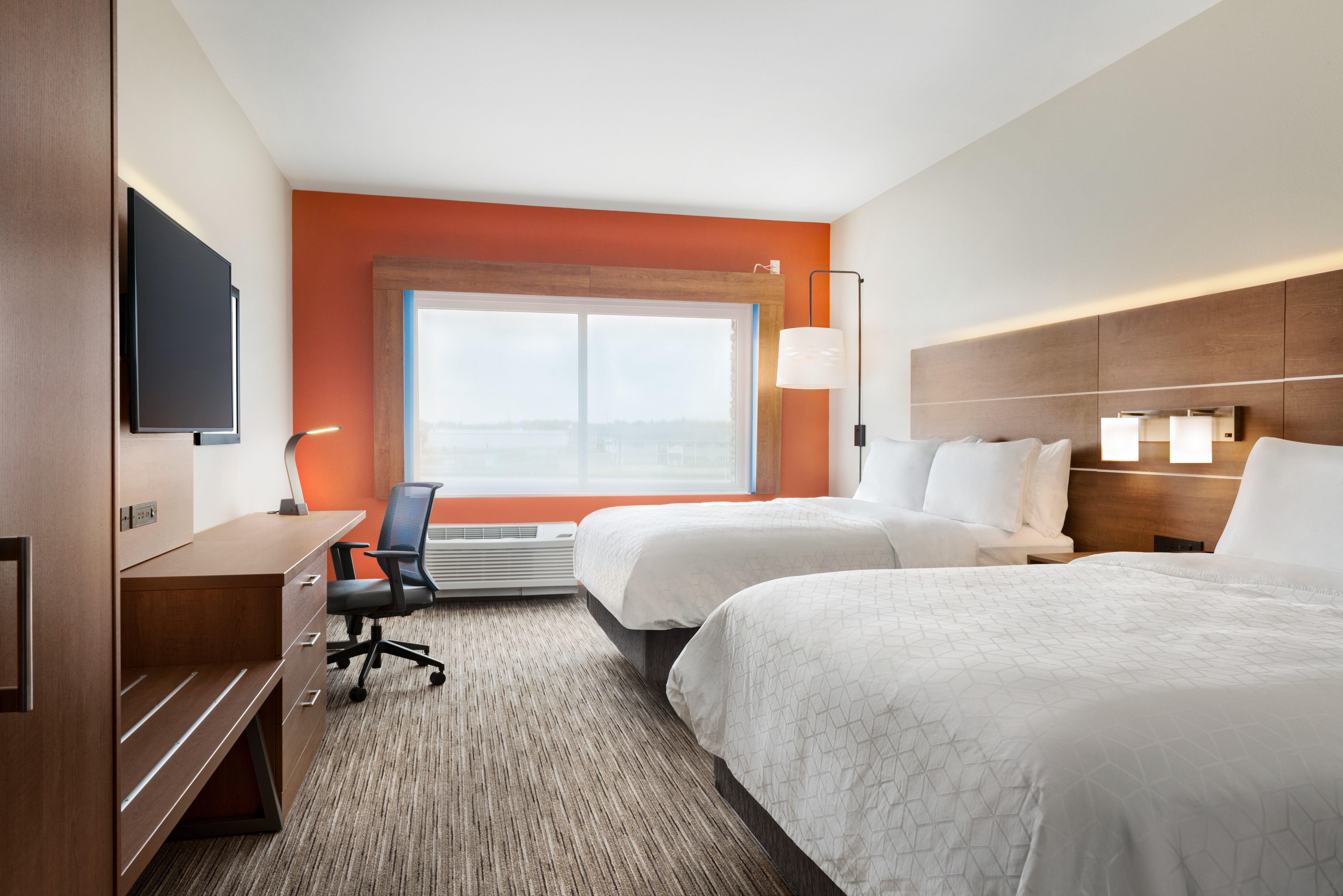 Holiday Inn Express & Suites - Beaver Dam By Ihg Exterior photo